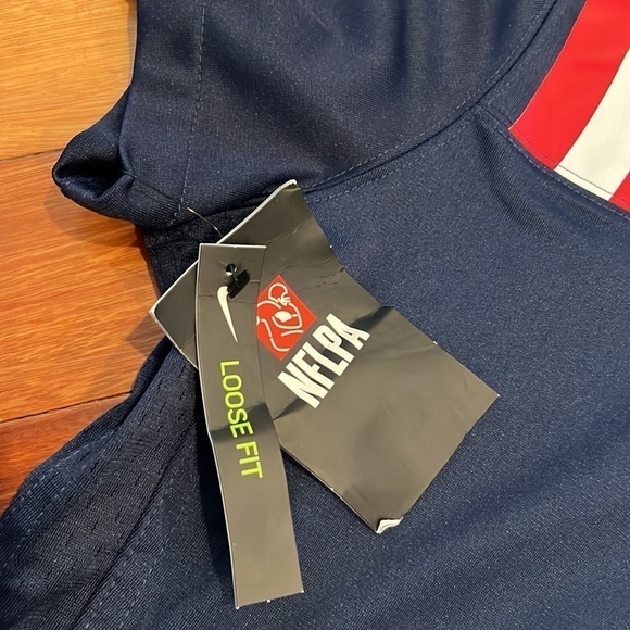 ⭐️ New Nike Cam Newton Navy New England Patriots Game Jersey Medium - Picture 6 of 13